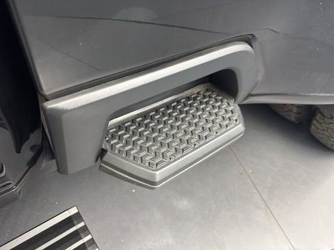 Used 2024 Chevrolet Silverado 3500 LTZ w/ LTZ Convenience Package image 41