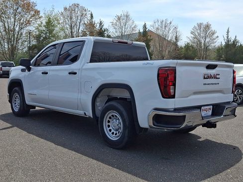 Used 2023 GMC Sierra 1500 Pro w/ Pro Value Package AWD/4WD image 4
