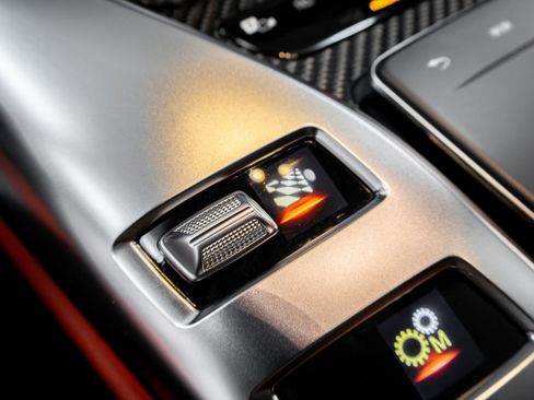 Used 2021 Mercedes-Benz AMG GT 63 S image 47