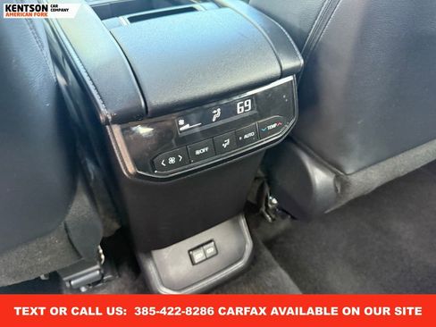Used 2025 Toyota Highlander XLE image 40
