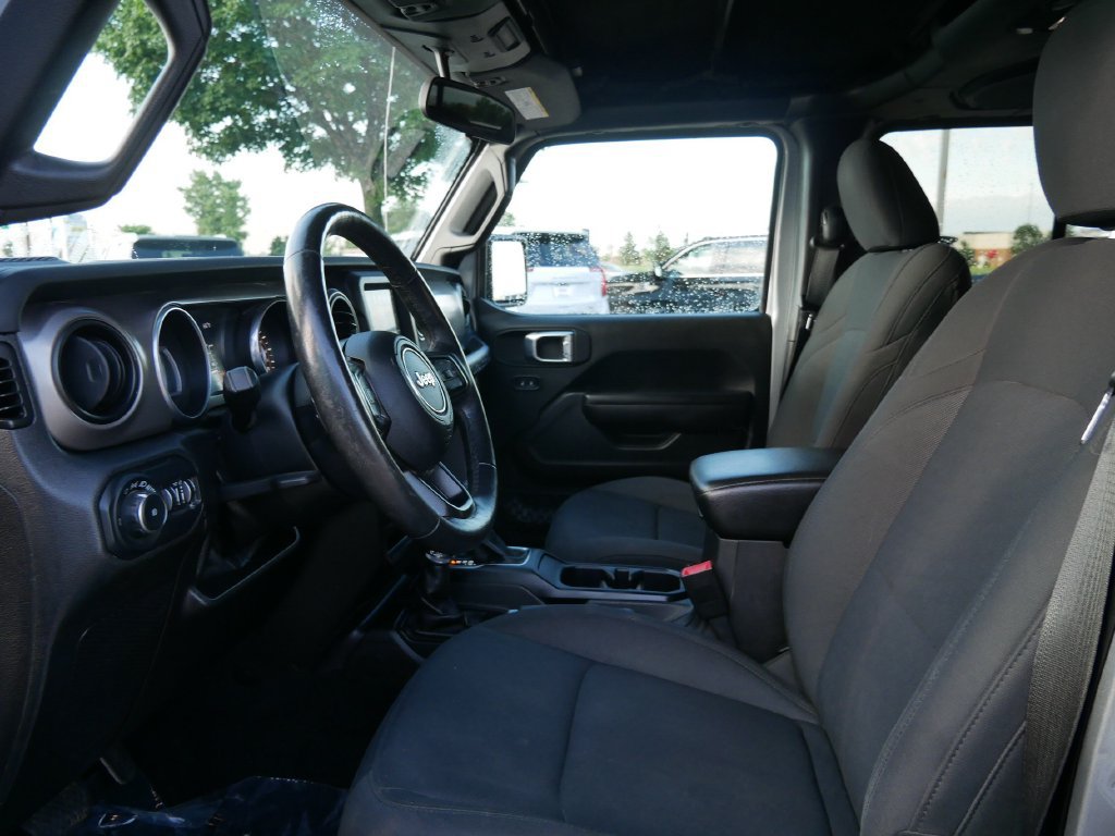 Used 2018 Jeep Wrangler Unlimited Sport S AWD/4WD image 9