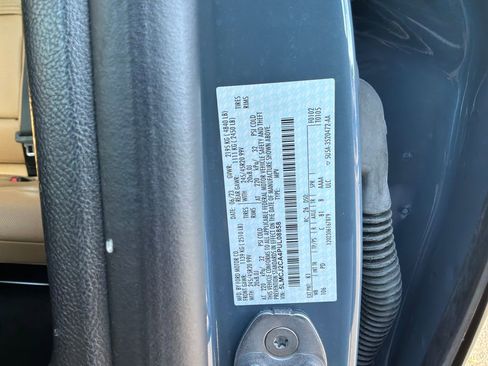 Certified 2023 Lincoln Corsair Reserve w/ Equipment Group 202A image 16