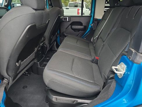 Used 2024 Jeep Wrangler Unlimited Rubicon 4xe w/ Technology Group image 17