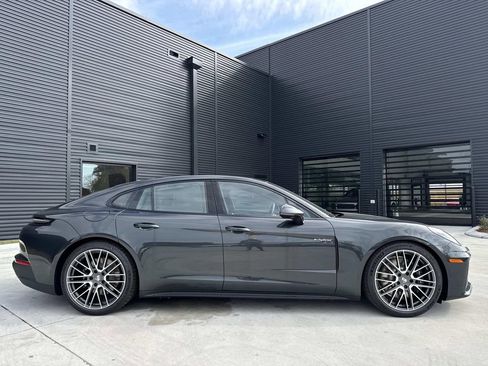 New 2026 Porsche Panamera 4 E-Hybrid AWD/4WD image 10