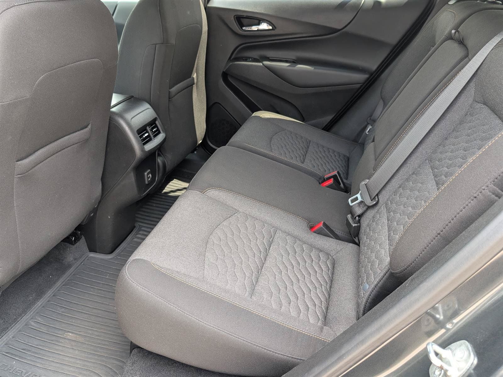 Used 2020 Chevrolet Equinox LT AWD/4WD image 17