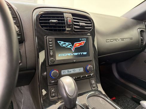 Used 2012 Chevrolet Corvette Coupe w/ 3LT Preferred Equipment Group RWD image 21