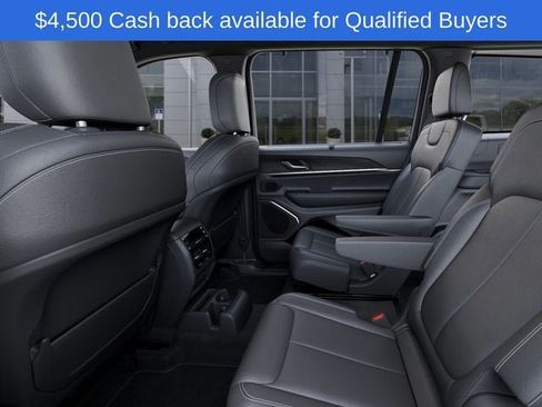 New 2026 Jeep Grand Cherokee L Limited w/ Luxury Tech Group II AWD/4WD image 24