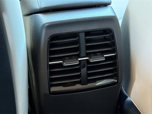 New 2025 Kia Niro EX image 15