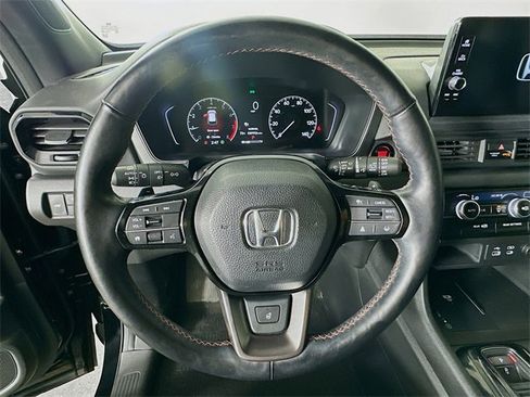 Certified 2023 Honda Pilot TrailSport image 26