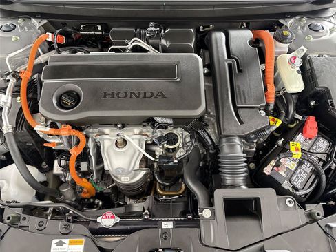 Used 2025 Honda Accord Sport image 39