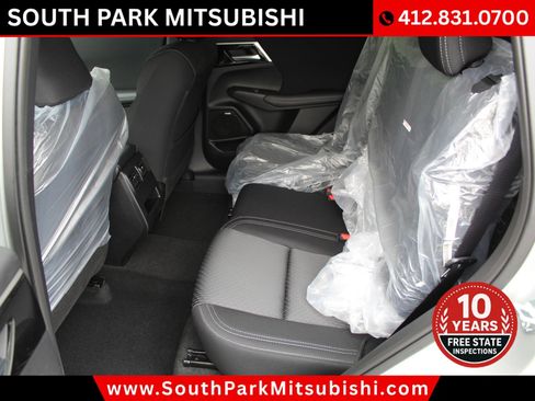 New 2026 Mitsubishi Outlander ES image 15