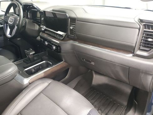 Used 2024 GMC Sierra 1500 SLT w/ SLT Premium Plus Package image 8