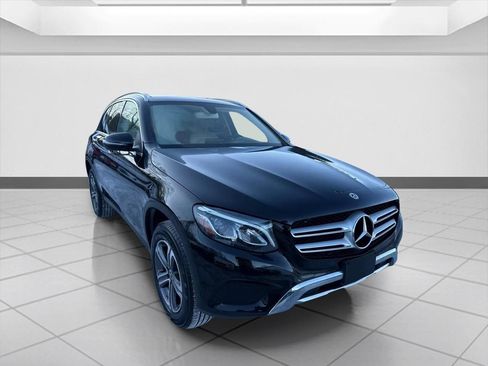 Used 2019 Mercedes-Benz GLC 300 4MATIC image 9