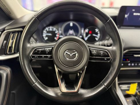 Used 2024 MAZDA CX-90 3.3 Turbo w/ Preferred Plus image 17