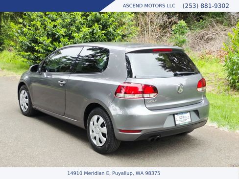Used 2012 Volkswagen Golf 2-Door FWD image 3