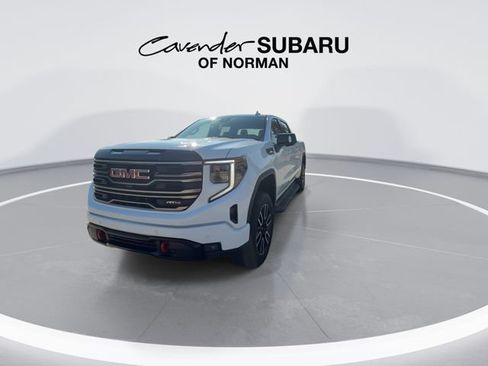 Used 2025 GMC Sierra 1500 AT4 w/ AT4 Premium Package AWD/4WD image 4