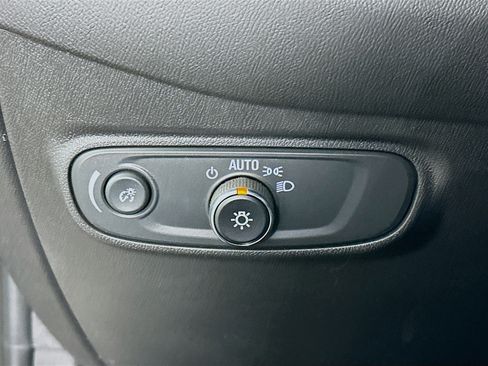 Used 2024 Chevrolet Equinox LT w/ LPO, Floor Liner Package image 16