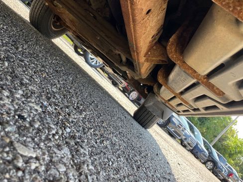 Used 2006 Chevrolet Avalanche LS image 15