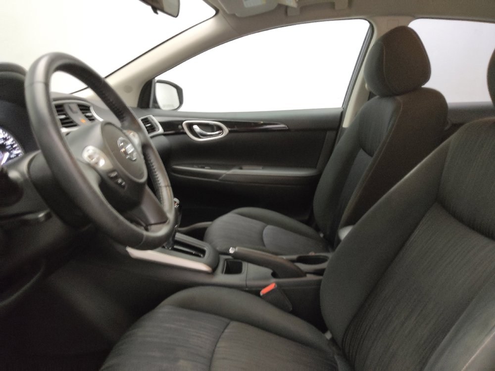 Used 2019 Nissan Sentra SV FWD image 17