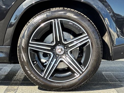 Certified 2025 Mercedes-Benz GLE 450 4MATIC image 34