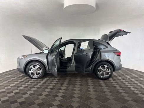 Used 2025 Ford Escape ST-Line image 11