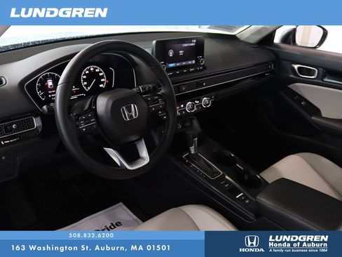 Used 2024 Honda Civic EX-L image 8