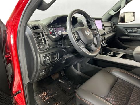 Used 2022 RAM 1500 Big Horn w/ Built-to-serve Edition image 9