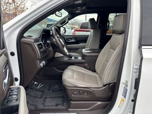 Used 2023 GMC Yukon SLT image 11