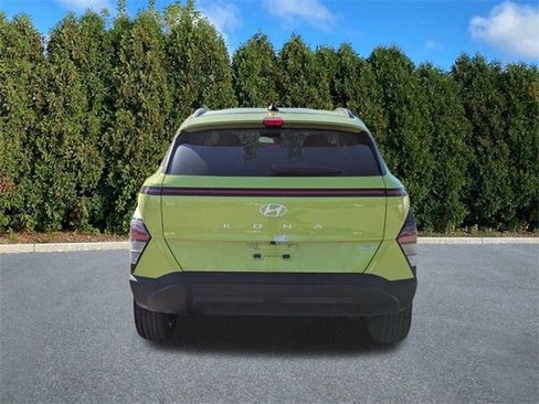 Certified 2025 Hyundai Kona SEL image 5