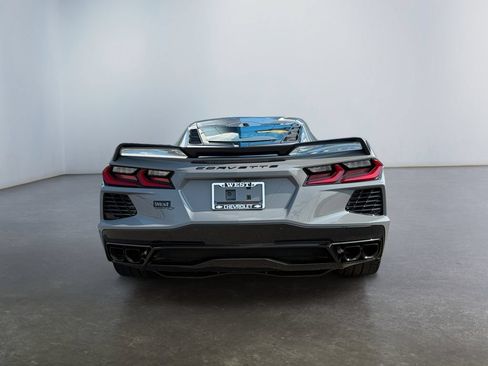 Used 2024 Chevrolet Corvette Stingray Preferred Cpe w/ Z51 Performance Package RWD image 4
