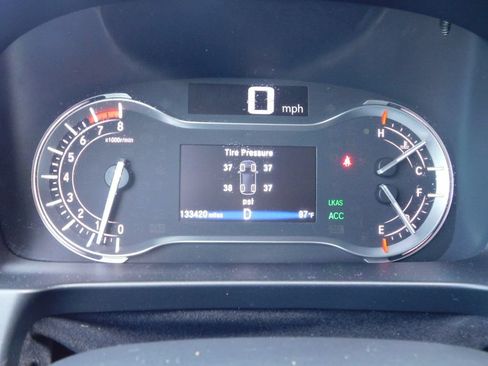 Used 2017 Honda Pilot Elite image 12