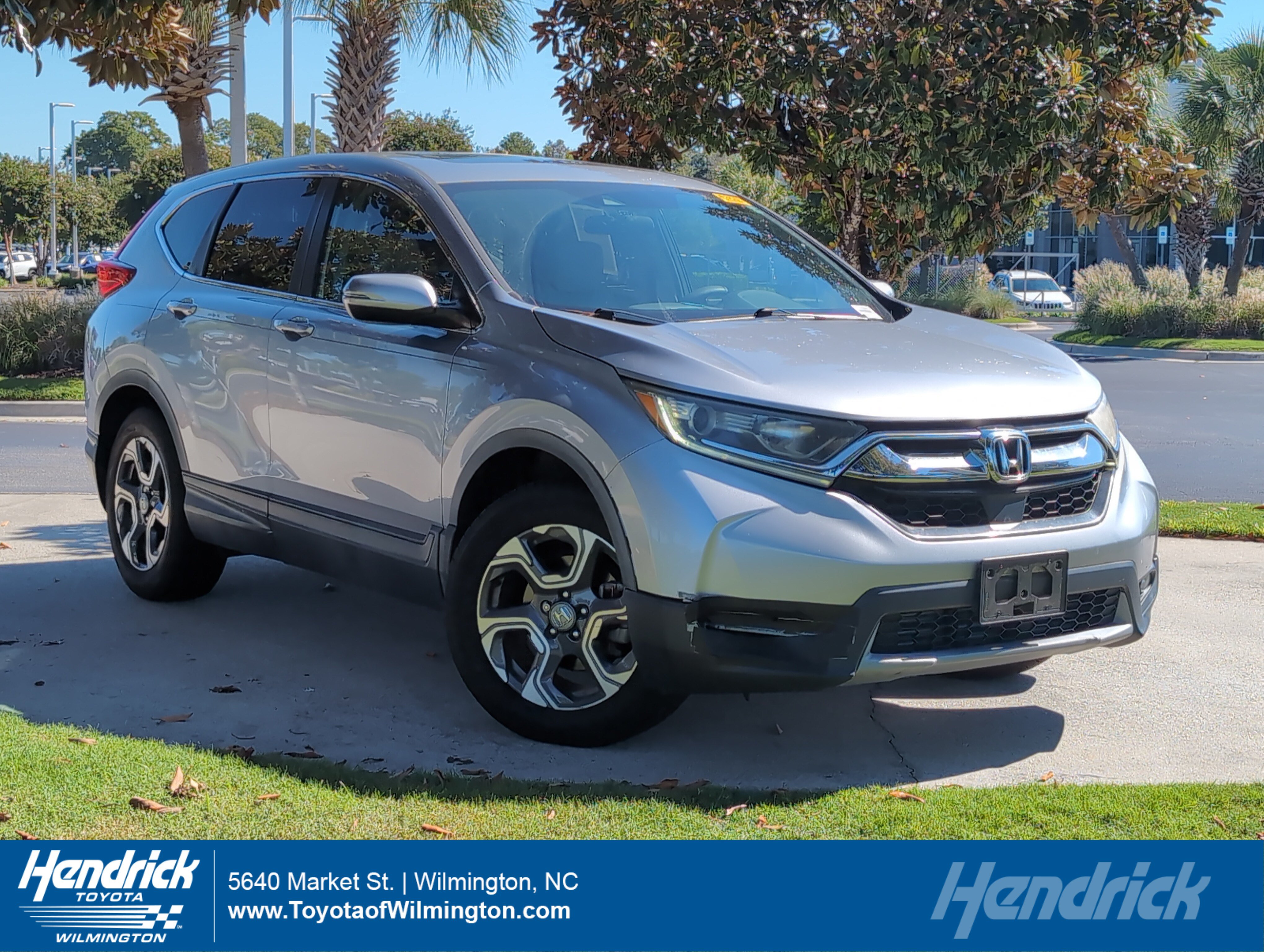 Used 2017 Honda CR-V EX image 1