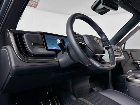 Used 2022 Rivian R1T Adventure image 35
