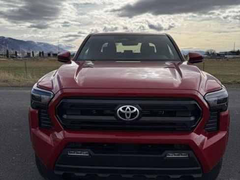 New 2026 Toyota Tacoma SR5 image 3