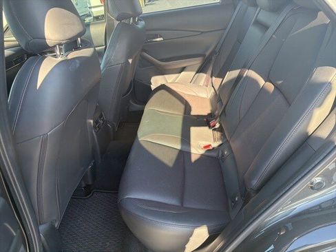 Used 2023 MAZDA CX-30 AWD 2.5 S w/ Premium Package image 17