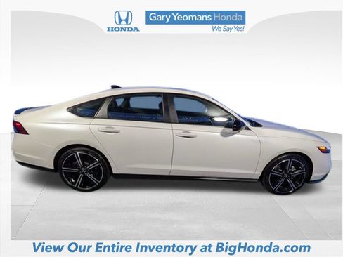 Used 2026 Honda Accord Sport image 6
