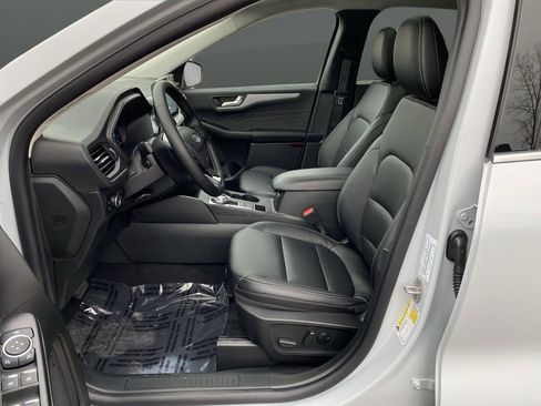 New 2026 Ford Escape Platinum image 4