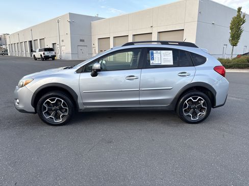 Used 2013 Subaru Crosstrek 2.0i Limited AWD/4WD image 6