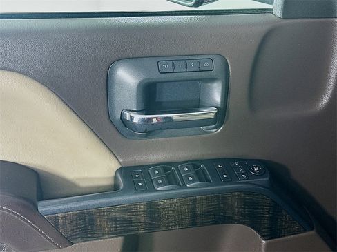 Used 2016 GMC Sierra 2500 Denali w/ Duramax Plus Package image 24