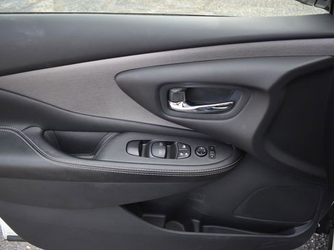 Used 2024 Nissan Murano SV w/ SV Midnight Edition Package image 22