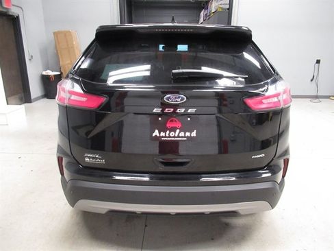 Used 2024 Ford Edge SEL AWD/4WD image 6
