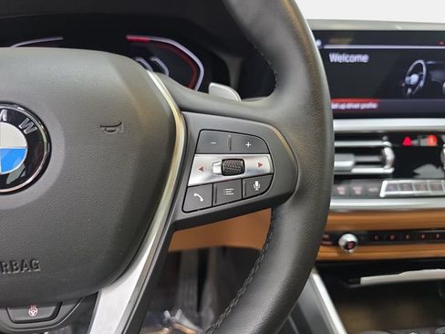 Used 2019 BMW 330i xDrive Sedan w/ Premium Package AWD/4WD image 18