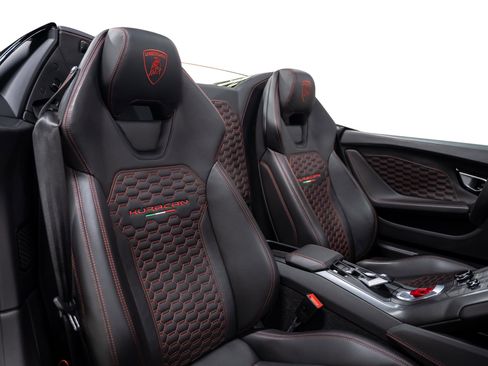 Used 2018 Lamborghini Huracan LP 580-2 image 34