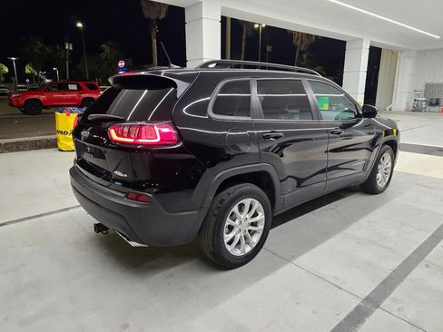 Used 2022 Jeep Cherokee Latitude Lux FWD image 6