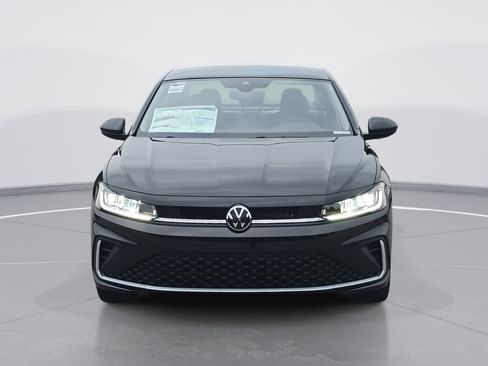 New 2026 Volkswagen Jetta SE image 8