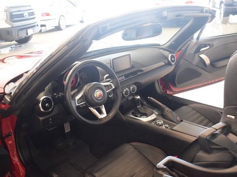 Used 2020 FIAT 124 Spider Abarth w/ Convenience Group RWD image 45