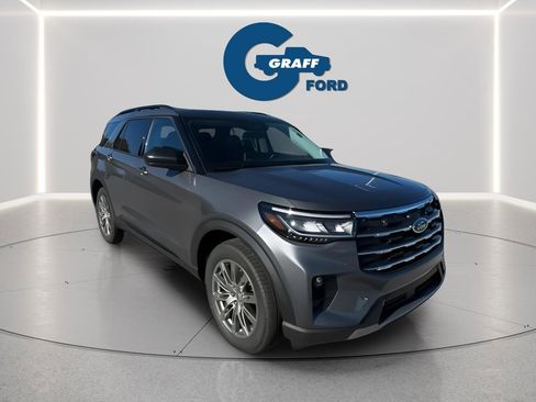 New 2026 Ford Explorer Active w/ Active Comfort Package AWD/4WD image 8