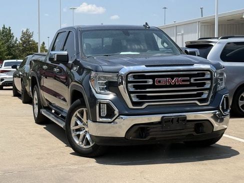 Used 2019 GMC Sierra 1500 SLT RWD image 2