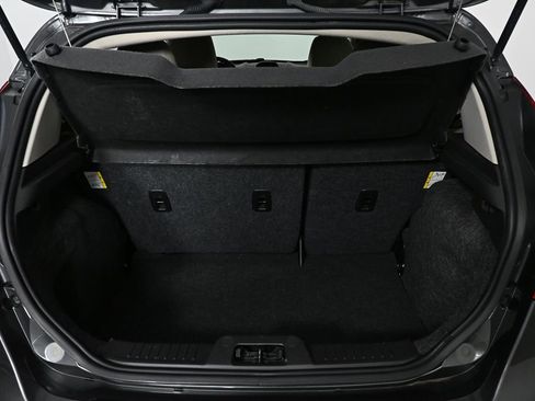 Used 2015 Ford Fiesta SE image 27