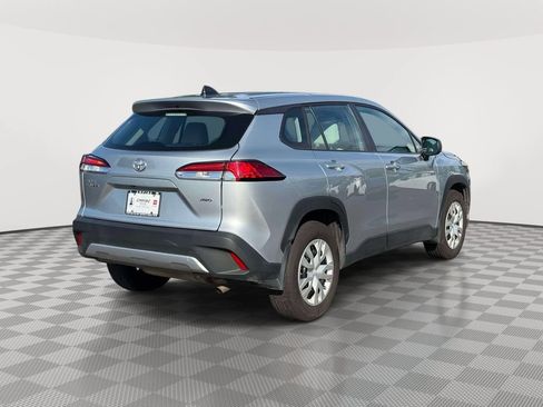 Used 2024 Toyota Corolla Cross L AWD/4WD image 7